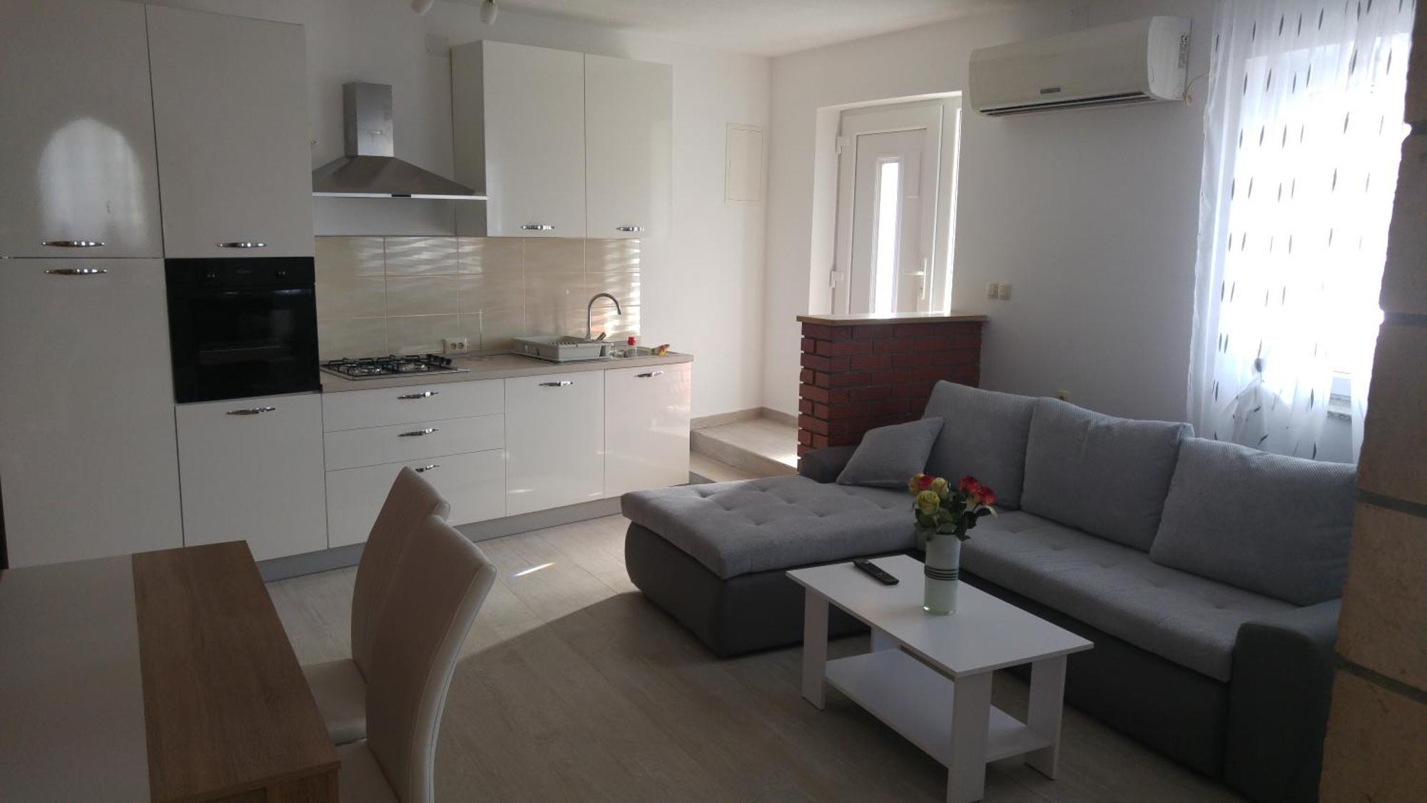Apartments&room Suza Senj  Buitenkant foto