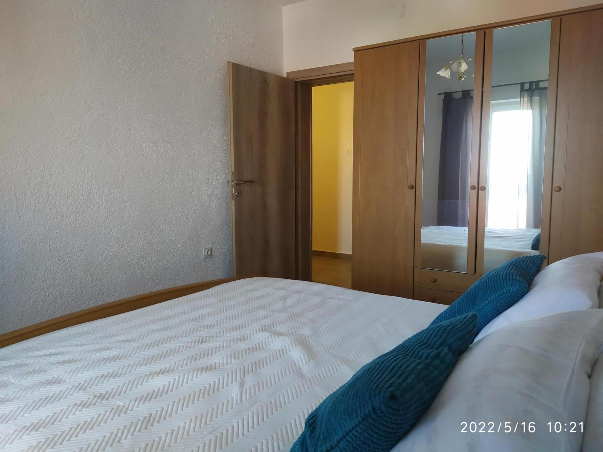 Apartments&room Suza Senj  Buitenkant foto